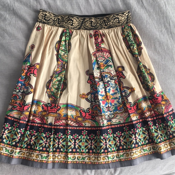 Flying Tomato Dresses & Skirts - Flying Tomato Vintage Print Knee Length Skirt